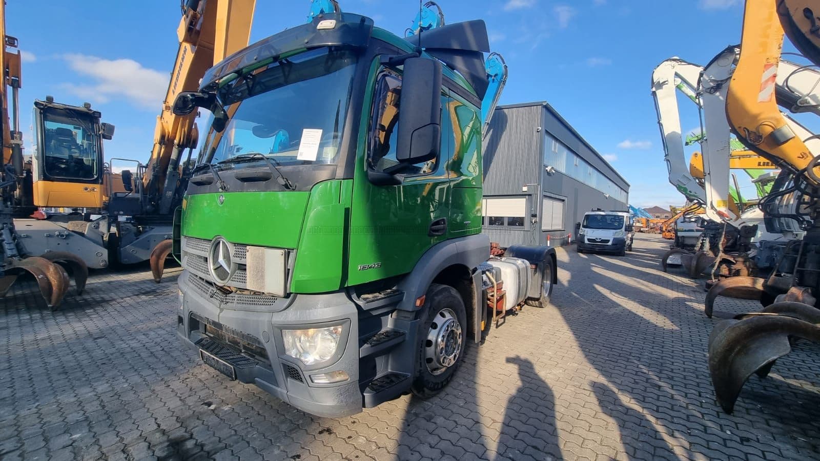 Mercedes Benz Actros 1843