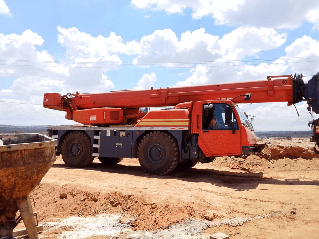 AC 35 L / Allrad / 30 Meter /