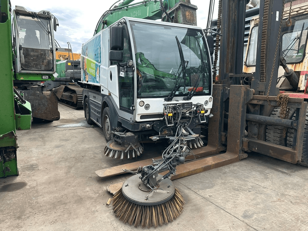 Bucher City-CAT 5006 / Kehrmaschine