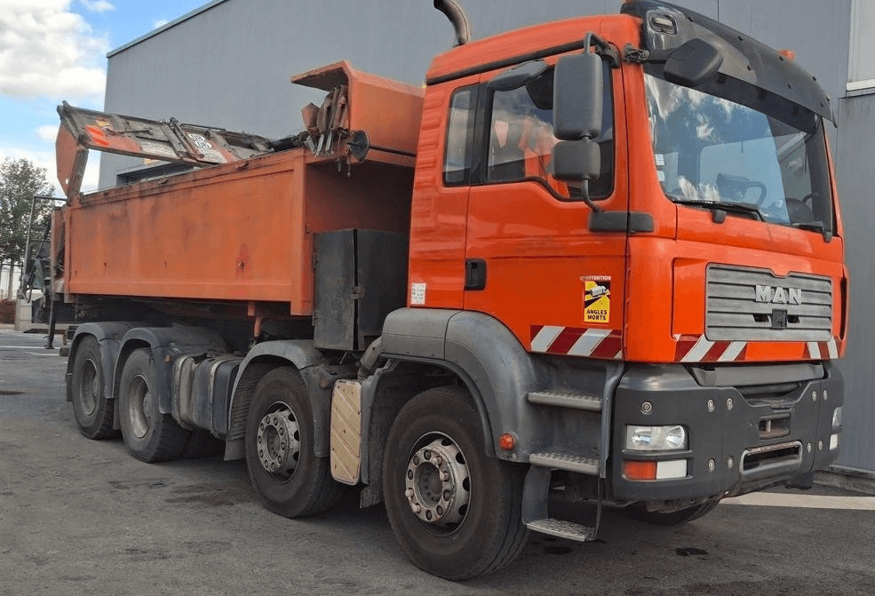 TGA 35.350 / 8x4
